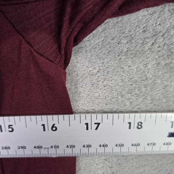 Womens Athleta Burgundy Ribbed Active Top Short Sleeve Polyester Blend Size M - Picture 4 of 6
